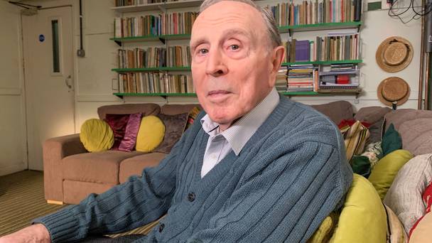 Bent Coppers: Crossing the Line of Duty