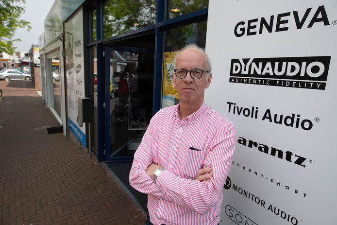 Het Verhaal Achter De Fatale Steekpartij In Emmeloord Hij Is Om