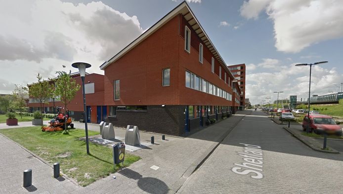 Vrijwilliger Zorgflat Moet Cel In Vanwege Ontucht Zoetermeer Ad Nl