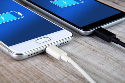 Dezelfde lader voor élke smartphone: als het aan de EU ligt, wordt het verplicht