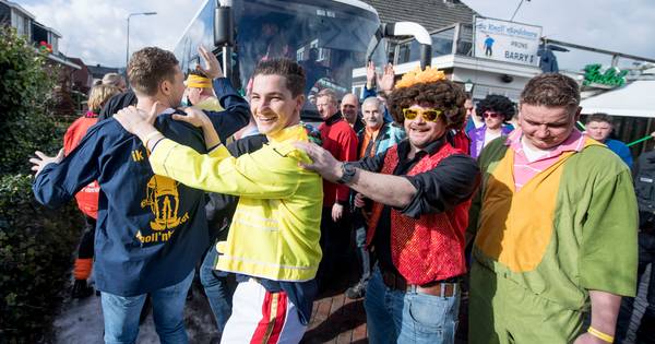 Carnavalisten Bornerbroek zetten jubileumjaar in gang met prinsenbal