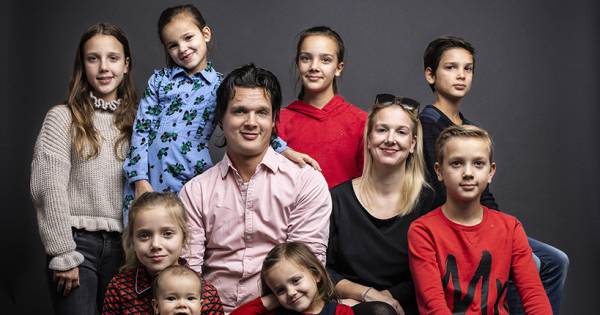 Boskoops gezin in tv-serie 'Een huis vol' | Woerden | AD.nl