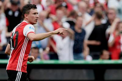 Berghuis liever bij Feyenoord dan PSV: ‘Dat lijkt me duidelijk’