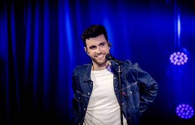 Duncan maakt indruk met intiem optreden in Tel Aviv