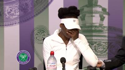 Venus Williams in tranen tijdens persconferentie