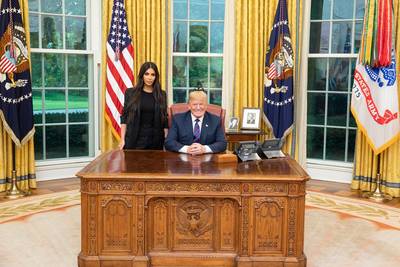 Trump verleent gratie aan Alice (63) na lobby Kim Kardashian