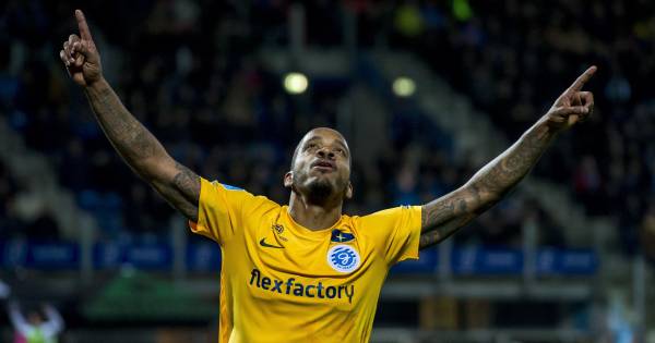 Benschop opgelucht na eerste treffer voor De Graafschap: ‘Mannschaftsabend bracht ons geluk’