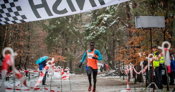 Agaba loopt parkoersrecord net mis op Aagtekerkerun | Sport in Zeeland - PZC