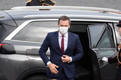 Olivier Véran confirme: le port du masque sera obligatoire dès lundi en France dans les lieux clos