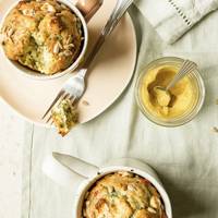 Hartige mokcake met feta