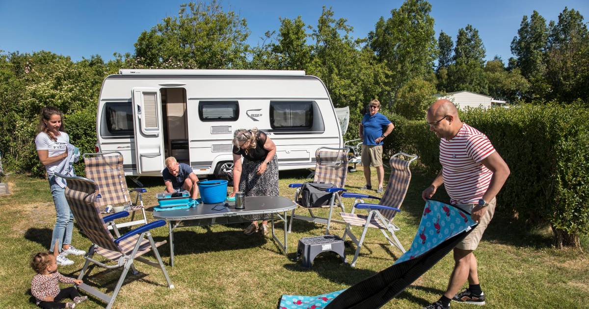 Buitenlandse Toerist Wacht Af Meer Nederlanders Boeken Vakantie In Zeeland Zeeland Bndestem Nl