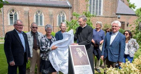 Plaquette onthuld voor Van Gogh-model Sien de Groot in Gerwen