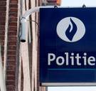 Politiegeweld in Molenbeek: agent schopt geboeide verdachte op het hoofd