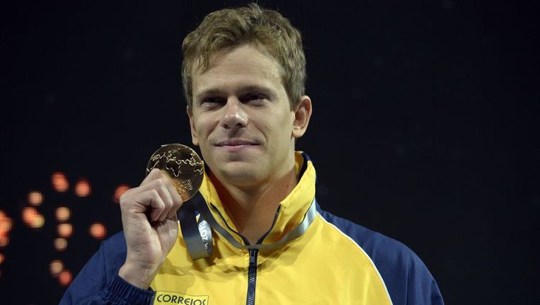Braziliaan Cesar Cielo Filho verlengt titel 50 meter ...