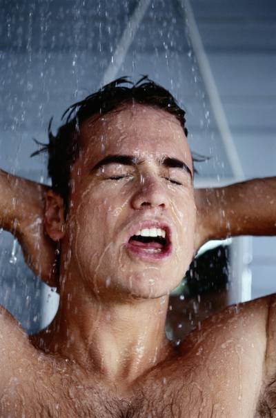 Vrouwenmagneet AXE: Mannen, let op je ballen