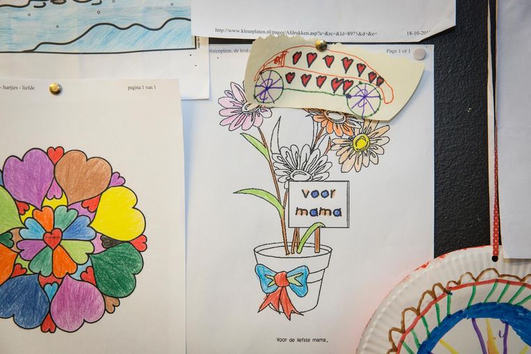 Moeders Achter Tralies Ze Denken Dat Ik In Het Buitenland Werk Het Parool