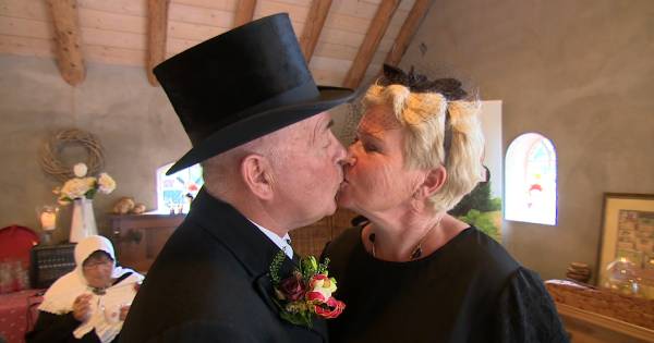 Heuse boerenbruiloft in Silvolde: 'Lijk wel op burgemeester van Samson en Gert'