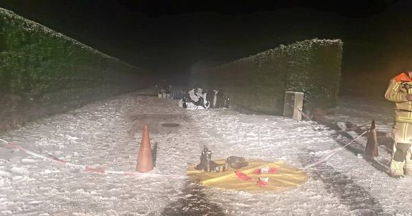 Gedumpte drugsvaten lekken chemische stof over deel Rotsestraat in Overasselt