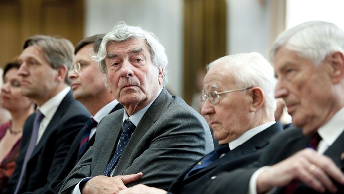 Kernbommen In Volkel Laat Lubbers Een Boek Schrijven Binnenland Ad Nl