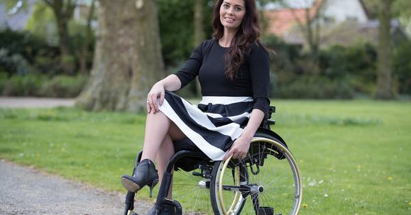 Mirande uit Olst strijdt op catwalk voor gehandicapt Nederland - De Stentor