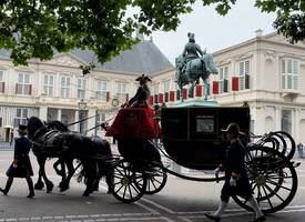 Déze oude traditie houdt Willem-Alexander in stand