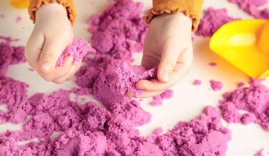 FOD Economie publiceert ‘zwarte lijst’ van speelzand waarin asbest is aangetroffen