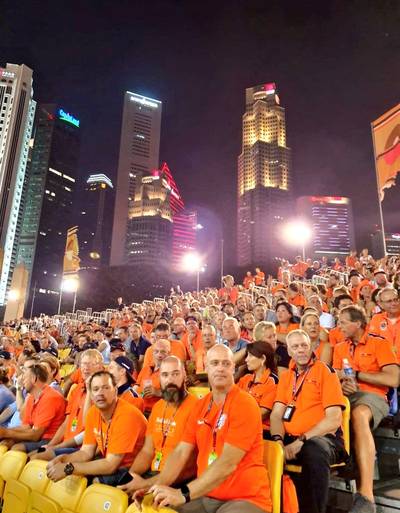 Zelfs in Singapore stond een oranje Max-tribune