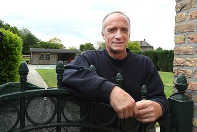 Boer Geert moest nieuwe vriendin verborgen houden: ‘Geen foto van haar maken, dan wordt ze rebels’