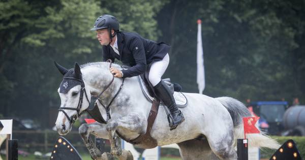 Markeloër Greve opnieuw in ijzersterk Nederlands team voor CSI Twente - Tubantia