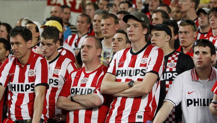 Benfica Bezorgt Psv Nieuwe Tegenslag Het Parool