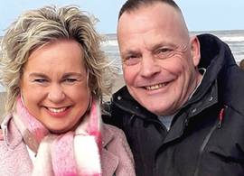 Mirella (48) en Cas (52): “Ik was getrouwd en hij ook, daar wilde ik niet in stoken”