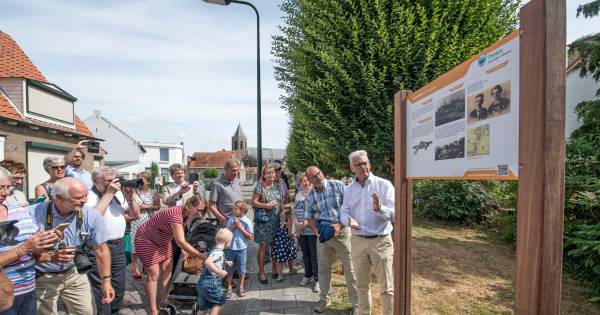 Informatiebord Poortvliet vertelt verhaal van neergestort vliegtuigje