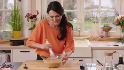 83. Hartige tomatentaart met geitenkaas & amandel-appel muffins