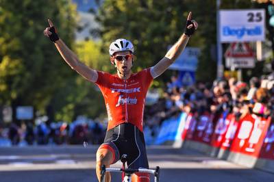 Mollema schrijft GP Beghelli op zijn naam