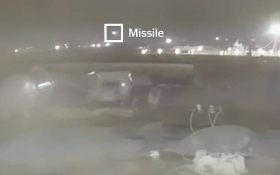 ▶ ‘Nieuwe video toont dat twee raketten vliegtuig raakten’