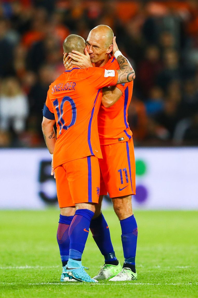 Definitieve Selectie Nederlands Elftal Bekend Koeman Neemt Vijf Debutanten Op De Volkskrant