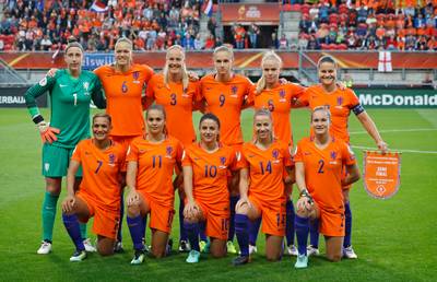 De mooiste foto's van de halve finale tussen Oranje en Engeland