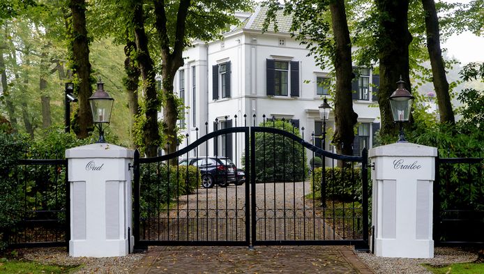 Afperser Dirk M Was Oud Buurman Van Linda De Mol Binnenland Ad Nl