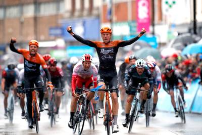 Asselman stunt met zege in eerste rit Yorkshire