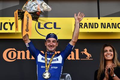 Viviani maakt hattrick compleet: ‘Dit betekent veel voor me’