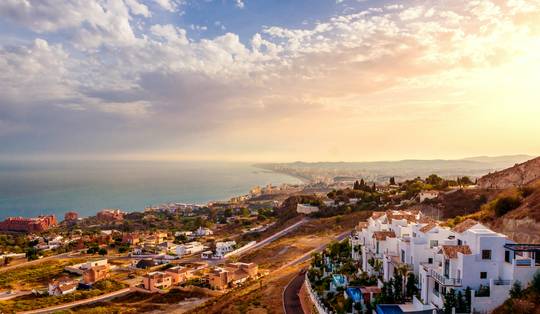 Totale zonsverduistering van 2027 jaagt prijzen in Zuid-Spanje nu al de hoogte in: 132.516 euro per nacht voor vakantiehuis
