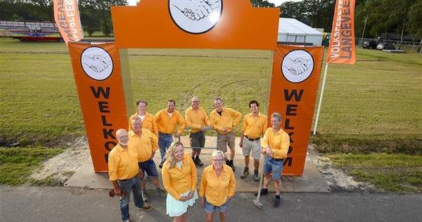Voor eerste keer toegangspoort Volksfeesten Langeveen | Tubbergen - Tubantia