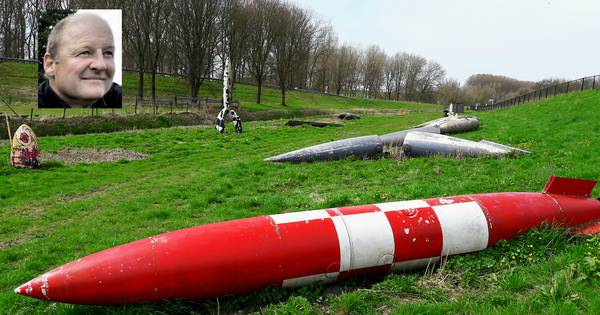 Met kunstzinnige tank uit Helwijk naar Marktplaats in SBS6-programma