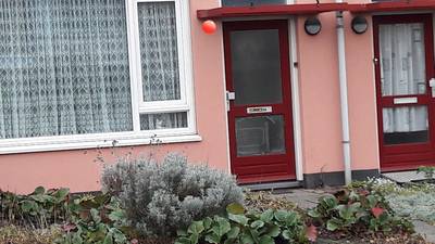 Overvaller vrouw (73) in leeg huis liep mogelijk gescheurde mondhoek op