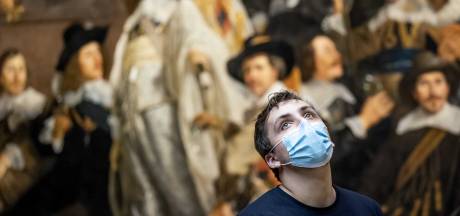 Vanaf vandaag zijn mondkapjes verplicht: 'Alleen maar restricties, dat werkt niet'