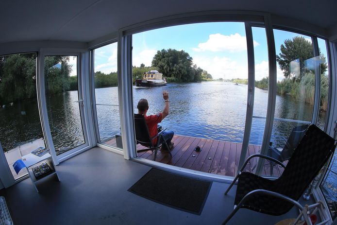 Get Wallpaper Aquahome Vakantiehuisje Op Het Water In Biesbosch Dordrecht Ad Nl For iPhone
