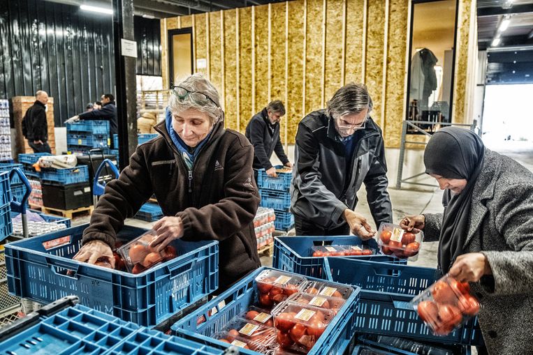 Voedselbanken breken (alweer) een triest record: ‘Een diep falen van het beleid’