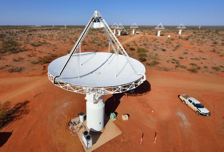 De Australia Square Kilometre Array Pathfinder of ASKAP