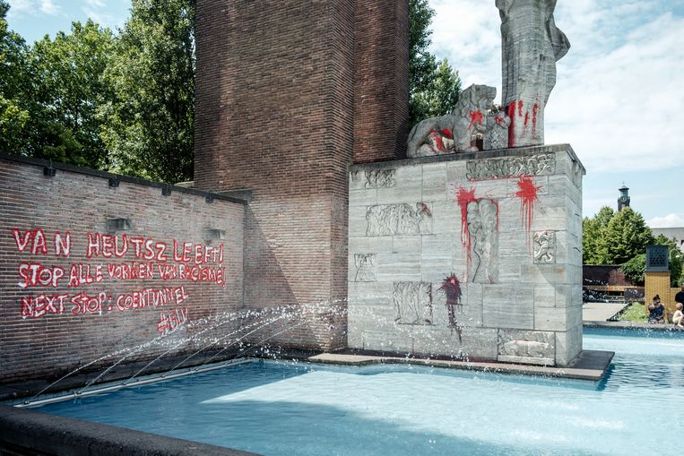 Gemeente doet aangifte wegens bekladding Monument Indië-Nederland