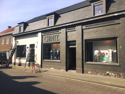 Opnieuw bizarre situatie in Baarle: Nederlandse kledingwinkel opent 250 meter verderop om verplichte sluiting te omzeilen